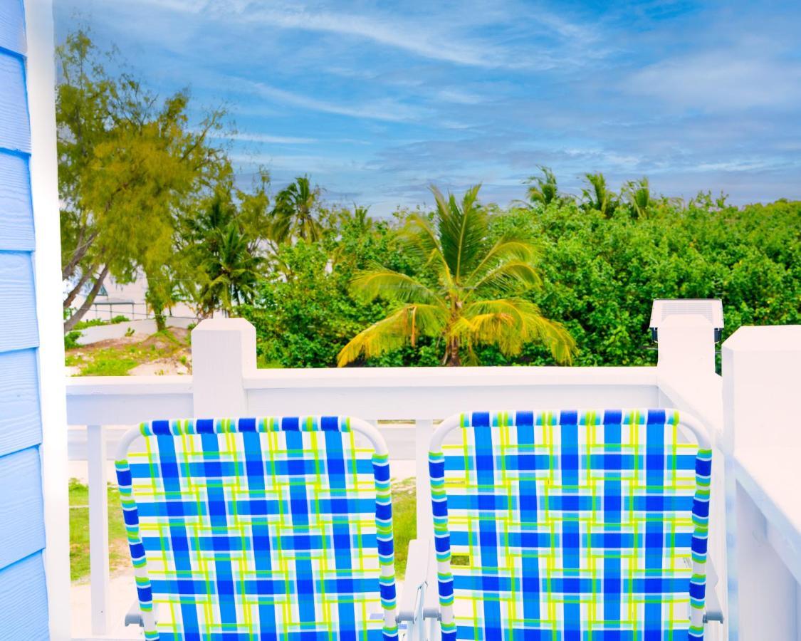 Sheer Bliss Beachview Apt #2 จอร์จทาวน์ ภายนอก รูปภาพ